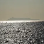 Sea Breeze Coastal House-In Almyros Beach