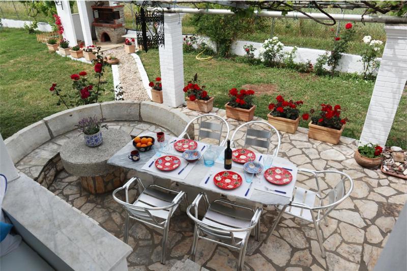 Villa Sea Breeze Coastal House-in Almyros Beach Acharavi (Corfu)