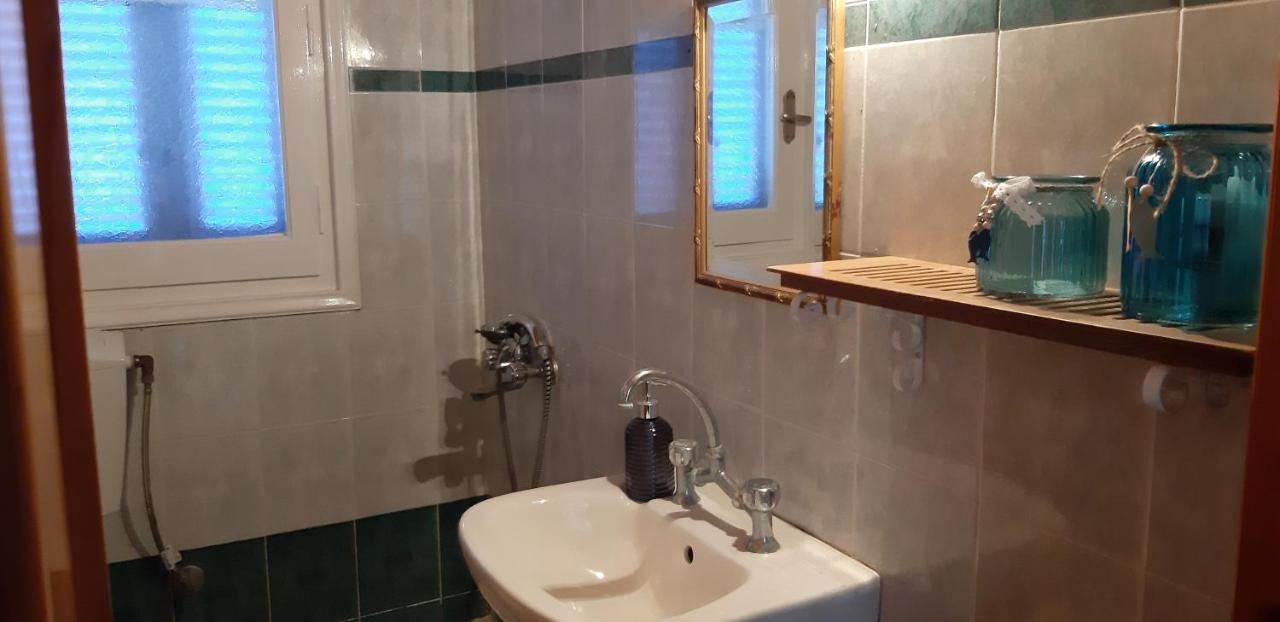 Villa Sea Breeze Coastal House-in Almyros Beach Acharavi (Corfu)