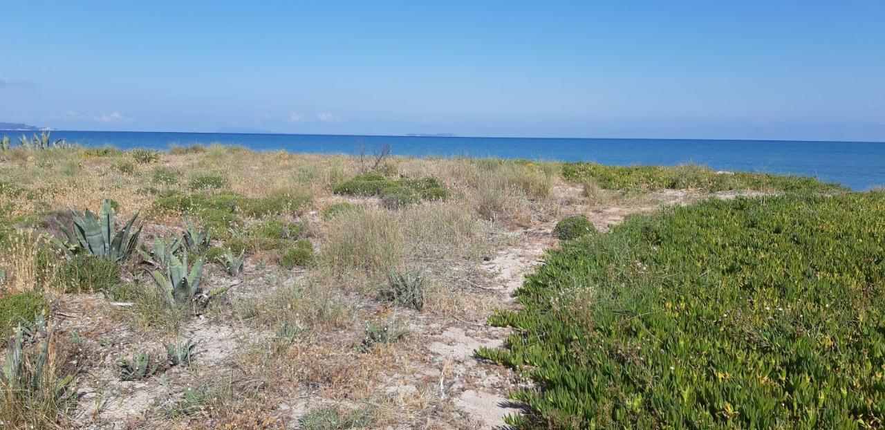 Sea Breeze Coastal House-in Almyros Beach
