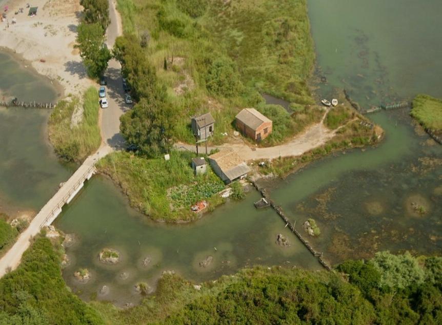 Villa Sea Breeze Coastal House-in Almyros Beach Acharavi (Corfu)
